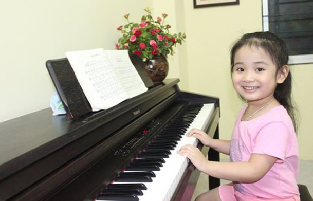 Có nên cho bé học đàn Piano