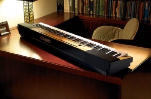 Người mới học nên chọn đàn Piano điện Yamaha hay Casio 2